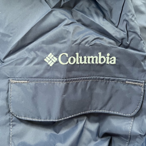 Columbia Women’s Jacket, size Large. - Picture 3 of 5